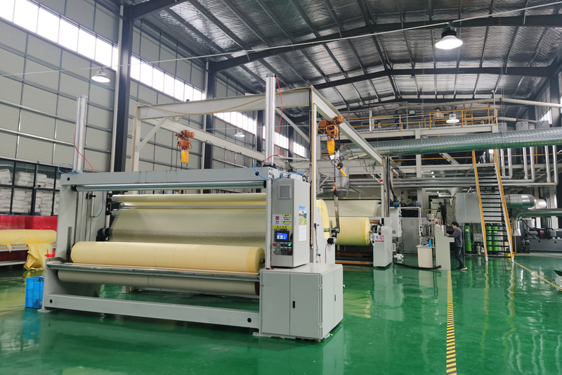 PP-Spunbonded-Nonwoven-Production-Line1.jpg